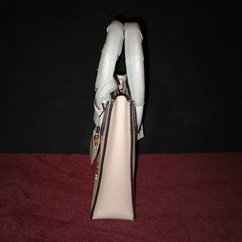 NWT Michael kors Mercer Extra-Small Pebbled Leather Crossbody Bag Powder Blush - Picture 3 of 14